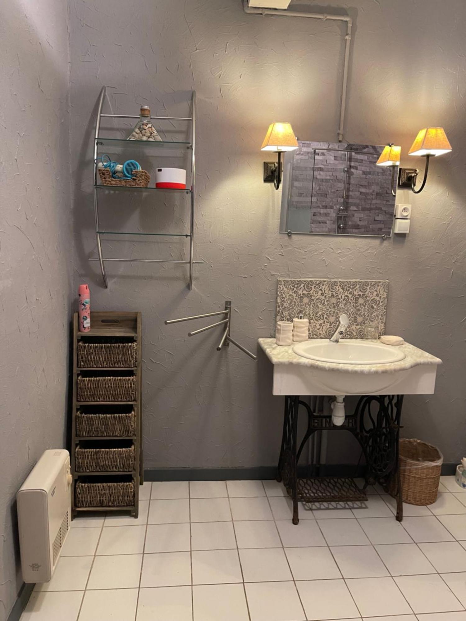 Montagne D'Alaric Apartman Moux Kültér fotó